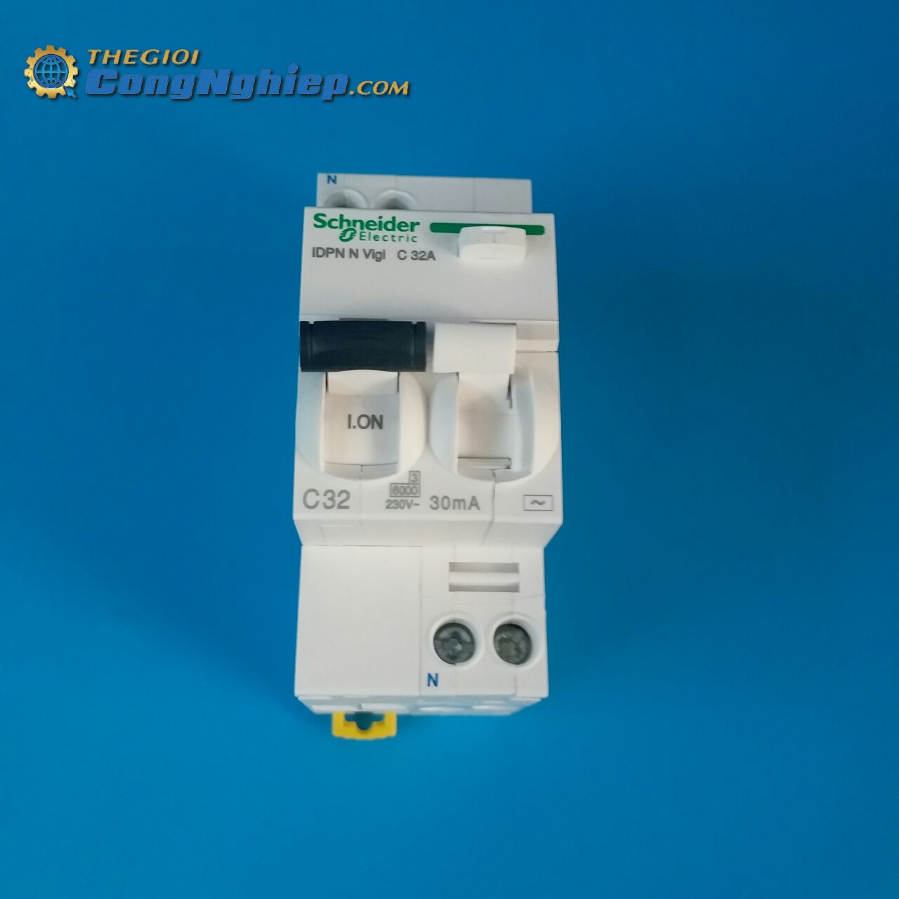 Cầu dao chống giật chống dòng rò 1P+N 32A 30mA 6kA A9D31632 schneider-electric Cầu dao chống giật chống dòng rò 1P+N 32A 30mA 6kA A9D31632 schneider-electric