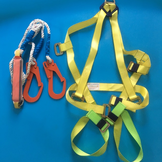 Dây đai an toàn toàn thân 2 móc lớn Tenma có giảm sốc DAT-VN-29 OEM-209 Dây đai an toàn toàn thân 2 móc lớn Tenma có giảm sốc DAT-VN-29 OEM-209