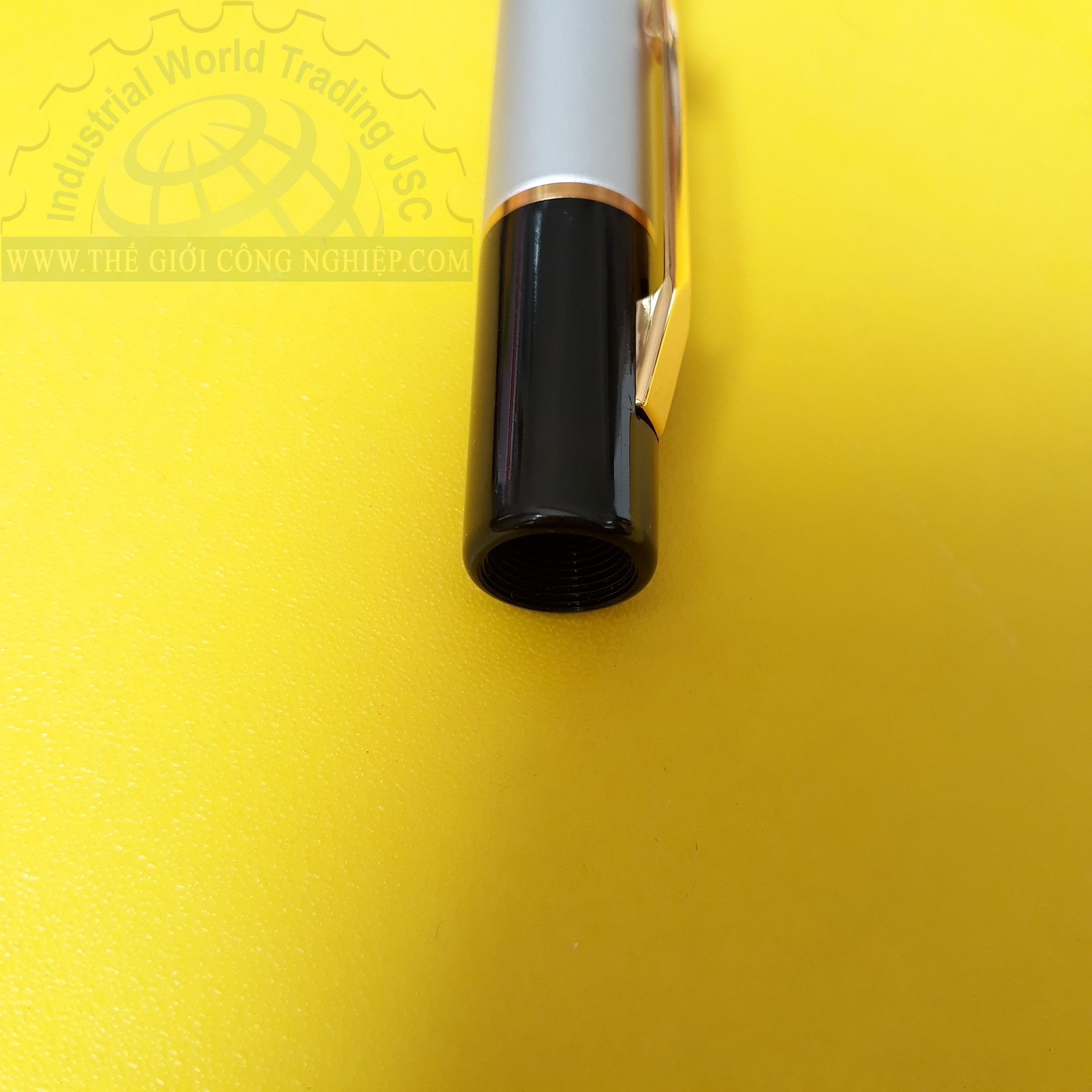 Kính hiển vi bỏ túi dạng bút, độ phóng đại 25X pocket Measuring Microscope 2036-25 PEAK Kính hiển vi bỏ túi dạng bút, độ phóng đại 25X pocket Measuring Microscope 2036-25 PEAK