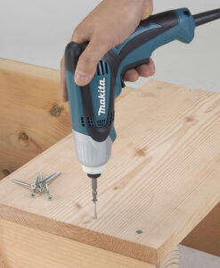 Máy bắn vít cầm tay, đầu vít 1/4” lục giác, công suất 230W  TD0101 Makita