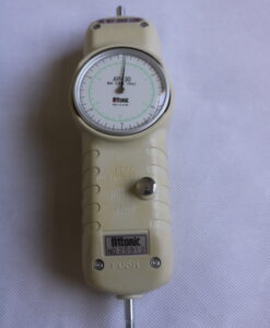 Đồng hồ đo lực kéo đẩy 30kg/300n, vạch chia 100g/1n, hiển thị đồng hồ cơ mechanical force gauge AP-30 Attonic